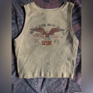 Hollister tank